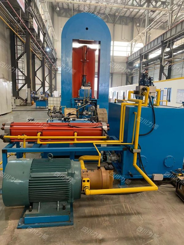 Cold isostatic press